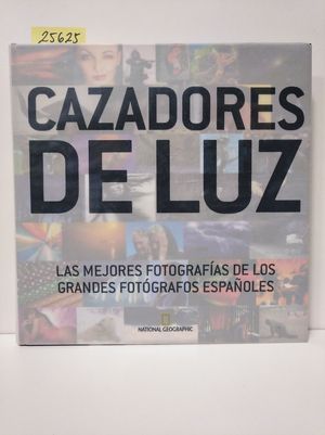 CAZADORES DE LUZ
